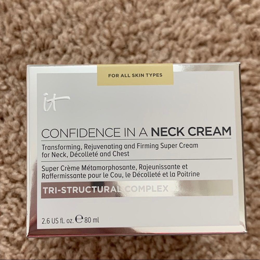 it cosmetics confidence in a neck cream